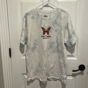 Artist collective women’s large shirt
